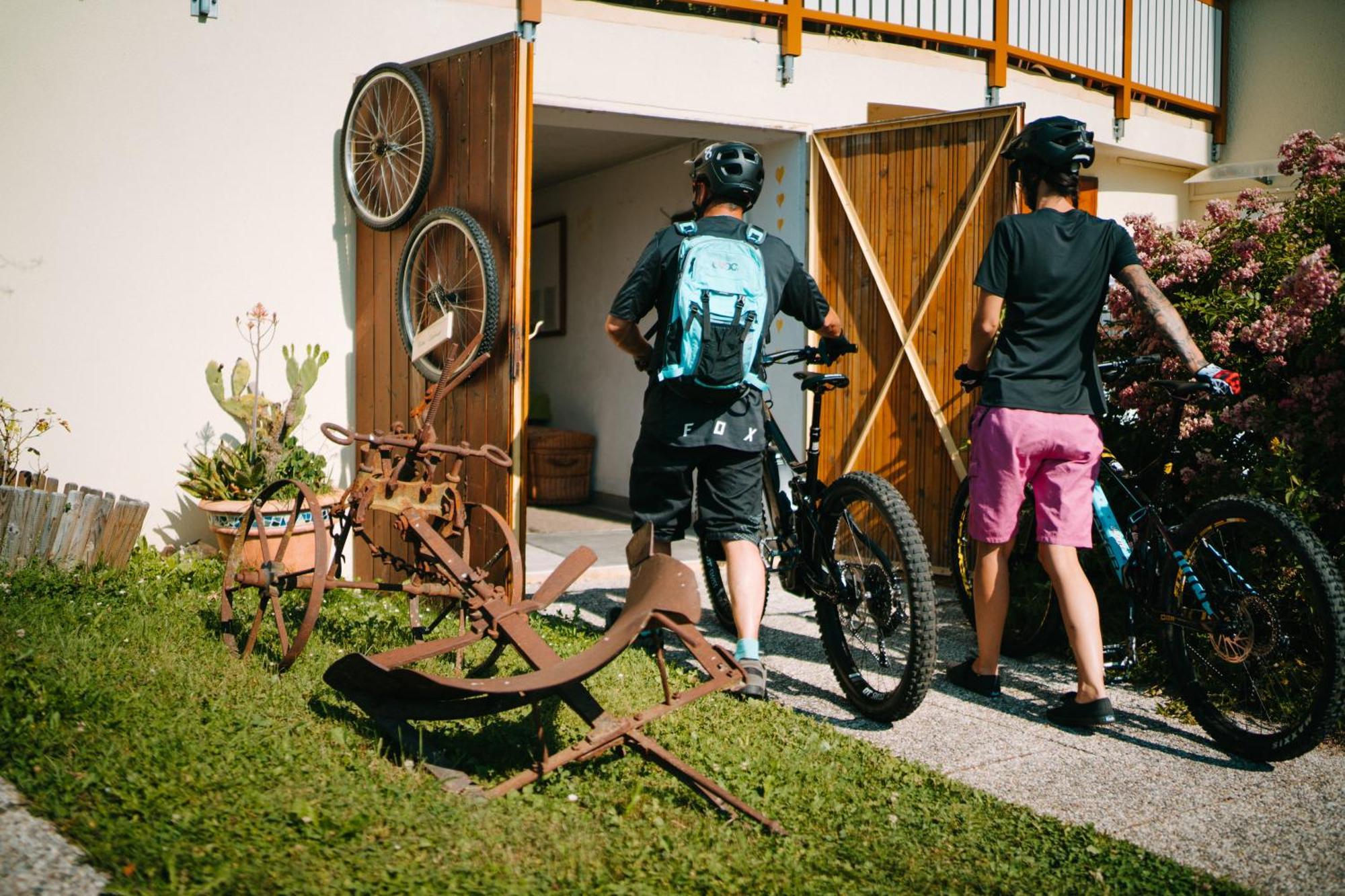 Ferienwohnungen Theresienhof Ledenitzen Exteriör bild